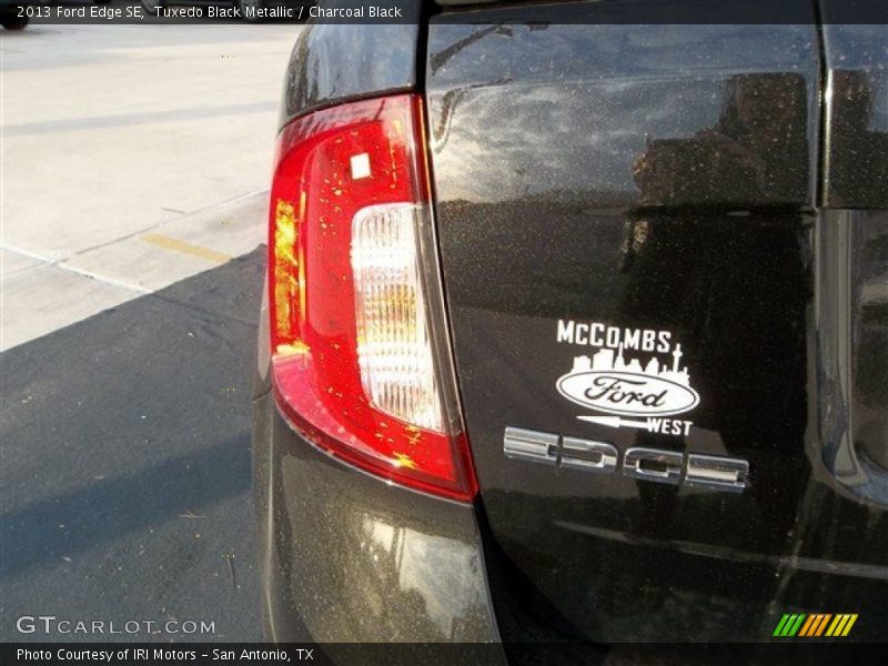 Tuxedo Black Metallic / Charcoal Black 2013 Ford Edge SE
