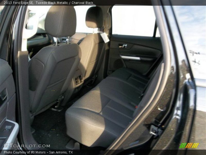 Tuxedo Black Metallic / Charcoal Black 2013 Ford Edge SE