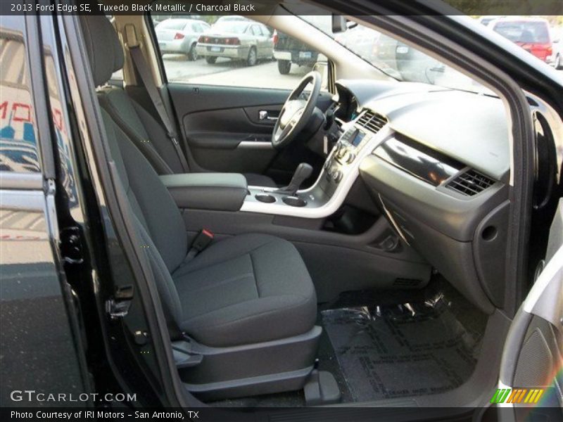 Tuxedo Black Metallic / Charcoal Black 2013 Ford Edge SE
