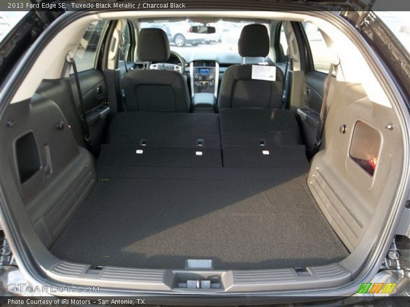 Tuxedo Black Metallic / Charcoal Black 2013 Ford Edge SE