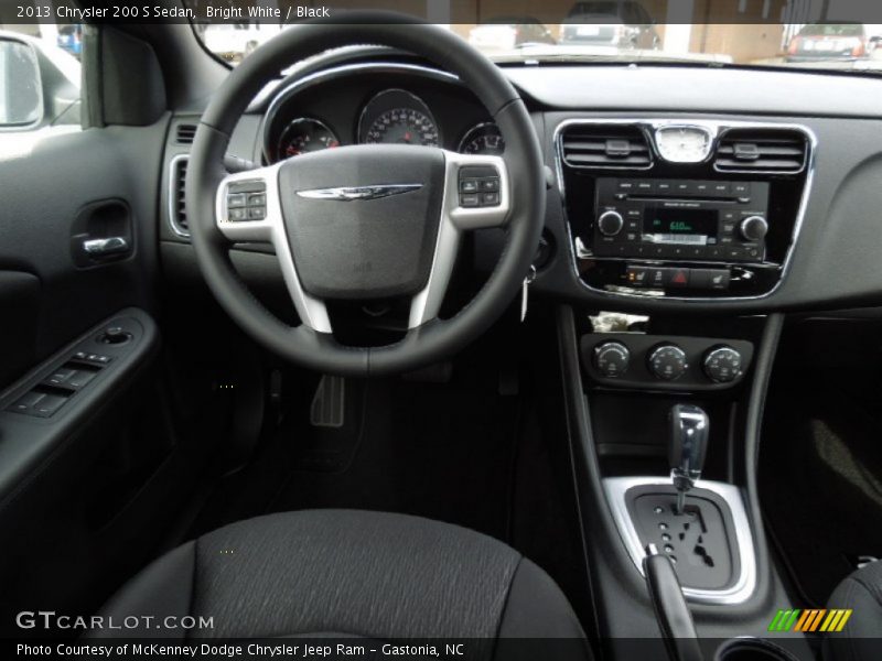 Bright White / Black 2013 Chrysler 200 S Sedan