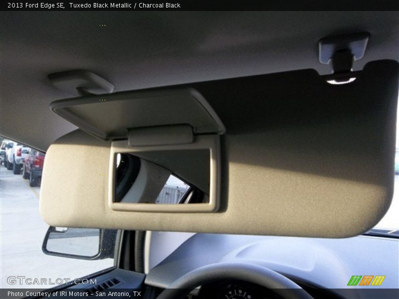 Tuxedo Black Metallic / Charcoal Black 2013 Ford Edge SE