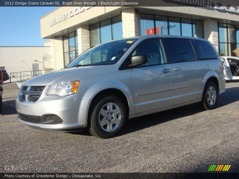 Bright Silver Metallic / Black/Light Graystone 2012 Dodge Grand Caravan SE
