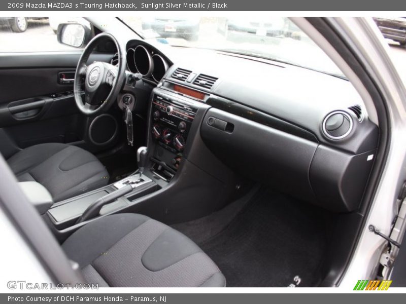Dashboard of 2009 MAZDA3 s Touring Hatchback