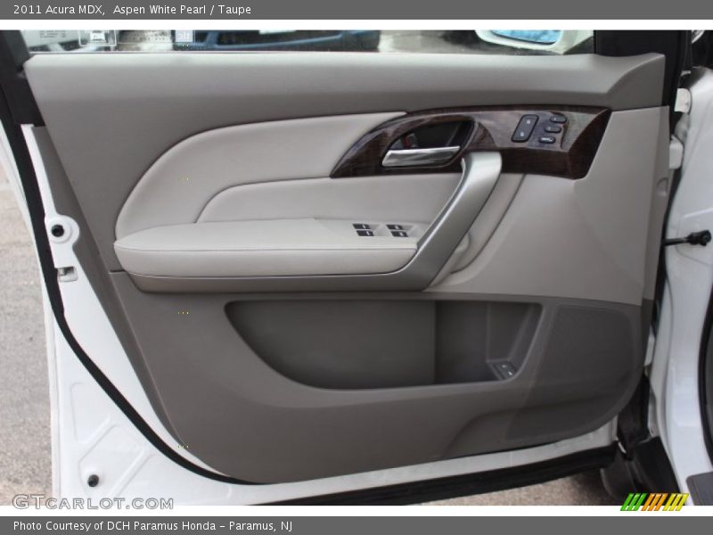 Aspen White Pearl / Taupe 2011 Acura MDX