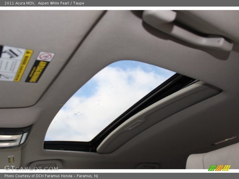 Aspen White Pearl / Taupe 2011 Acura MDX