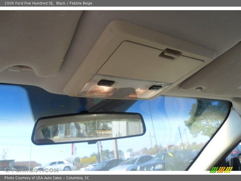 Black / Pebble Beige 2006 Ford Five Hundred SE