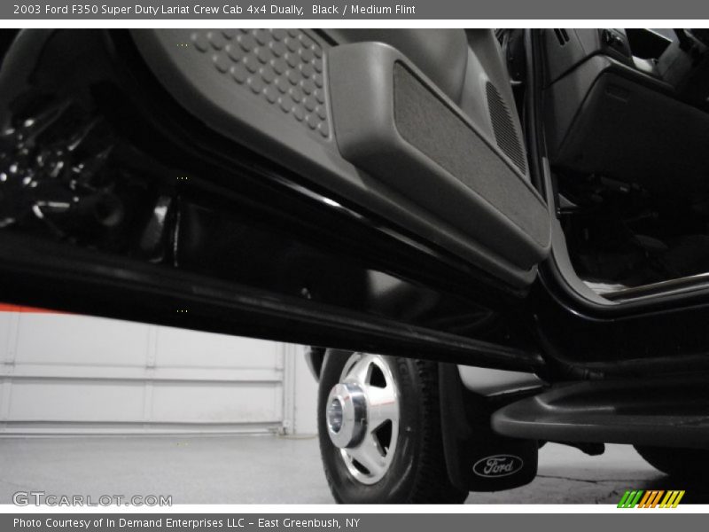 Black / Medium Flint 2003 Ford F350 Super Duty Lariat Crew Cab 4x4 Dually