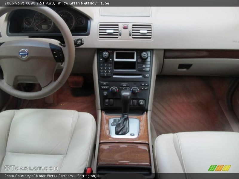 Willow Green Metallic / Taupe 2006 Volvo XC90 2.5T AWD