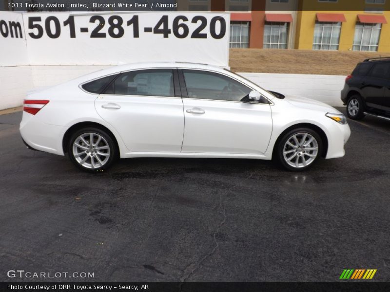 Blizzard White Pearl / Almond 2013 Toyota Avalon Limited