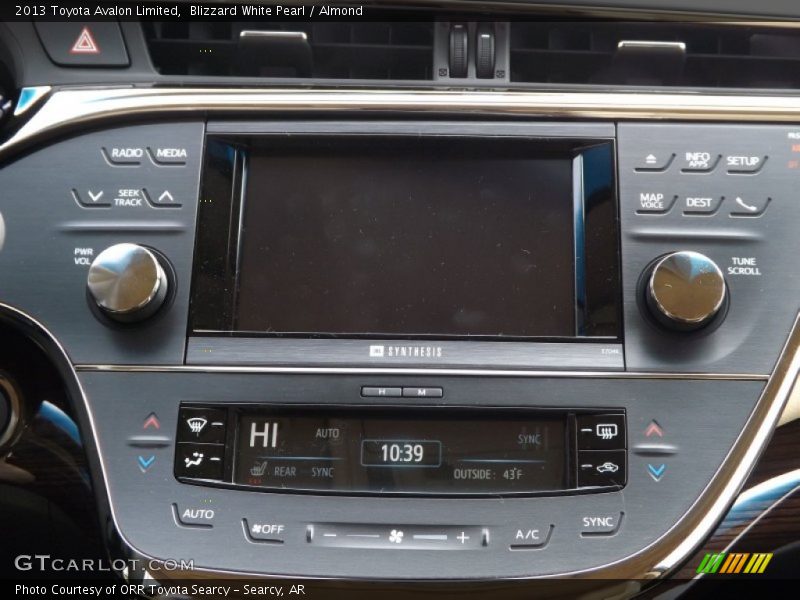 Blizzard White Pearl / Almond 2013 Toyota Avalon Limited