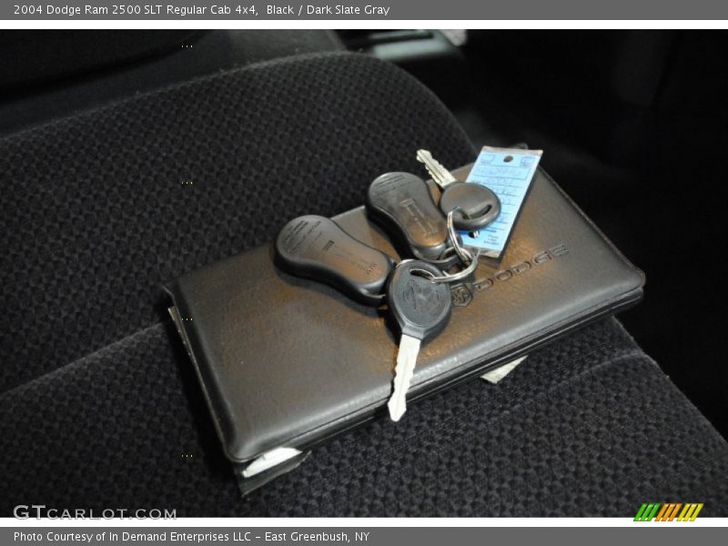 Black / Dark Slate Gray 2004 Dodge Ram 2500 SLT Regular Cab 4x4