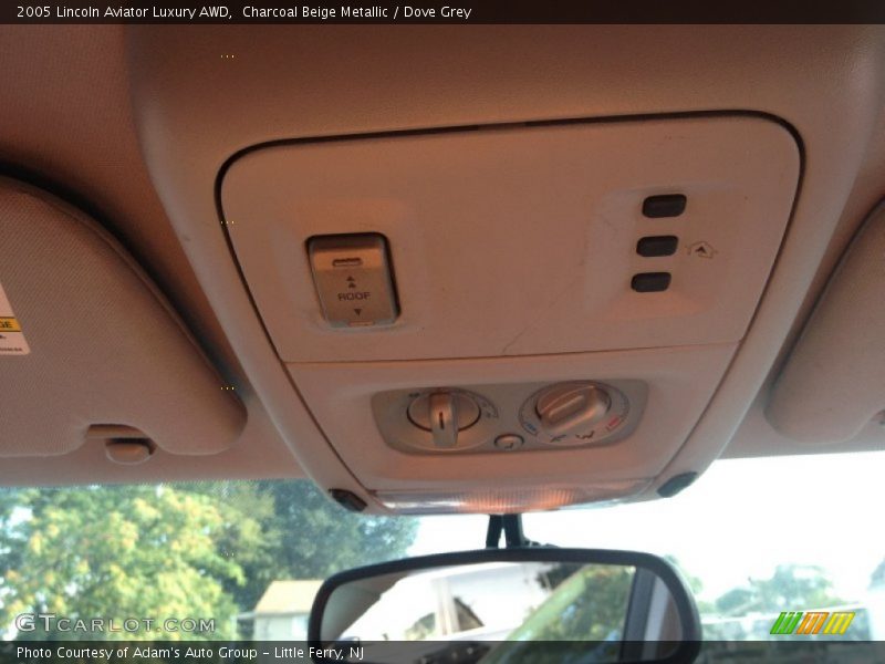 Charcoal Beige Metallic / Dove Grey 2005 Lincoln Aviator Luxury AWD