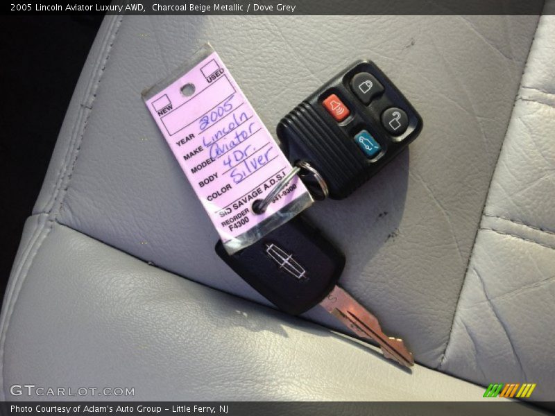 Charcoal Beige Metallic / Dove Grey 2005 Lincoln Aviator Luxury AWD