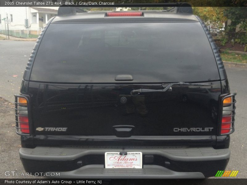 Black / Gray/Dark Charcoal 2005 Chevrolet Tahoe Z71 4x4