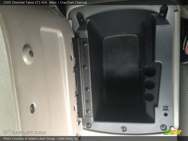 Black / Gray/Dark Charcoal 2005 Chevrolet Tahoe Z71 4x4