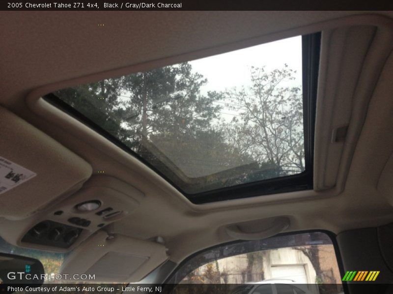 Black / Gray/Dark Charcoal 2005 Chevrolet Tahoe Z71 4x4