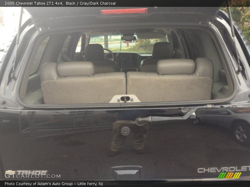 Black / Gray/Dark Charcoal 2005 Chevrolet Tahoe Z71 4x4