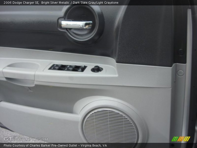 Bright Silver Metallic / Dark Slate Gray/Light Graystone 2006 Dodge Charger SE