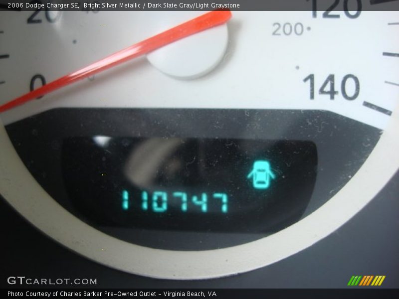 Bright Silver Metallic / Dark Slate Gray/Light Graystone 2006 Dodge Charger SE