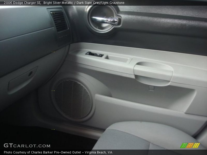 Bright Silver Metallic / Dark Slate Gray/Light Graystone 2006 Dodge Charger SE