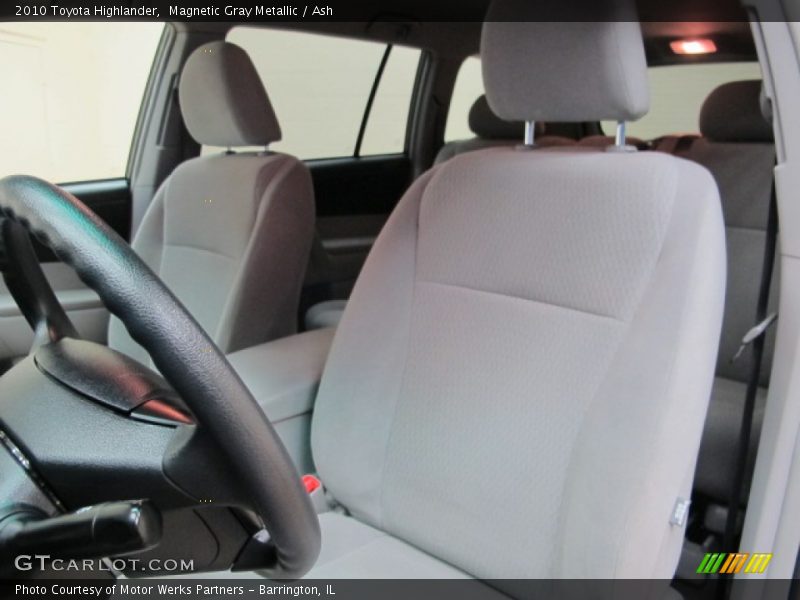 Magnetic Gray Metallic / Ash 2010 Toyota Highlander