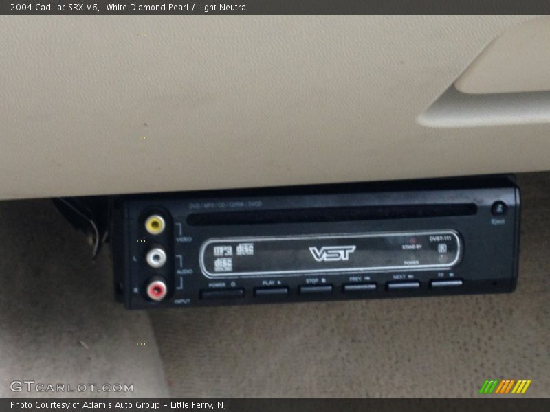 White Diamond Pearl / Light Neutral 2004 Cadillac SRX V6