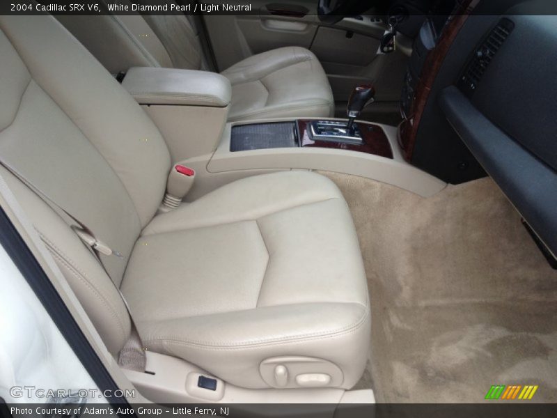 White Diamond Pearl / Light Neutral 2004 Cadillac SRX V6