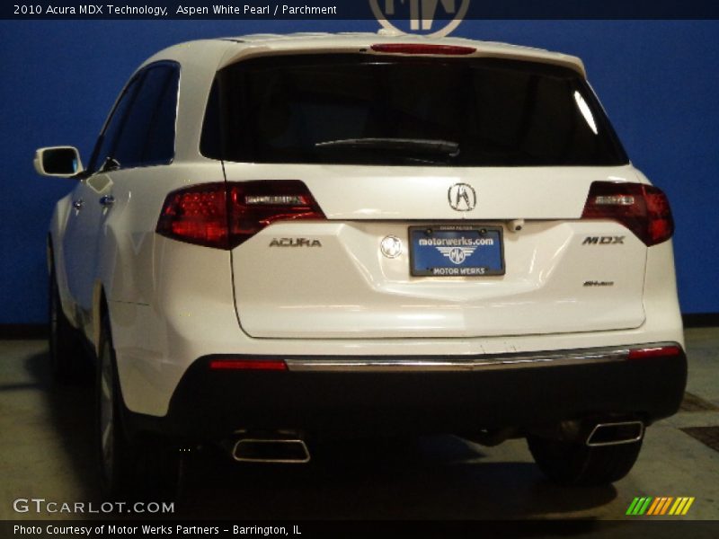 Aspen White Pearl / Parchment 2010 Acura MDX Technology