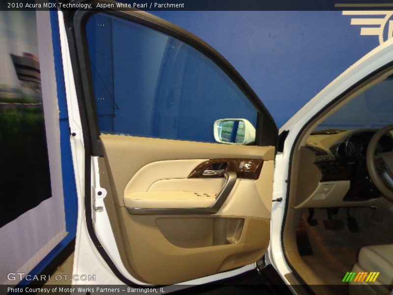 Aspen White Pearl / Parchment 2010 Acura MDX Technology