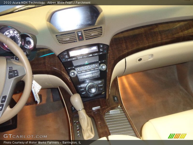 Aspen White Pearl / Parchment 2010 Acura MDX Technology