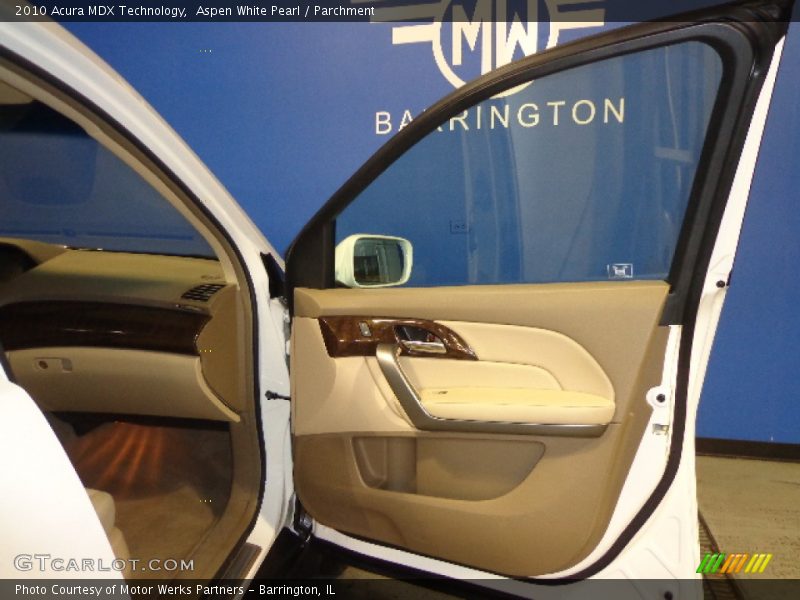 Aspen White Pearl / Parchment 2010 Acura MDX Technology