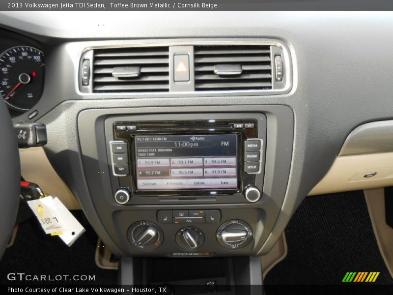 Toffee Brown Metallic / Cornsilk Beige 2013 Volkswagen Jetta TDI Sedan
