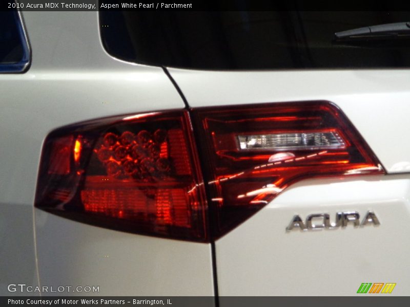 Aspen White Pearl / Parchment 2010 Acura MDX Technology