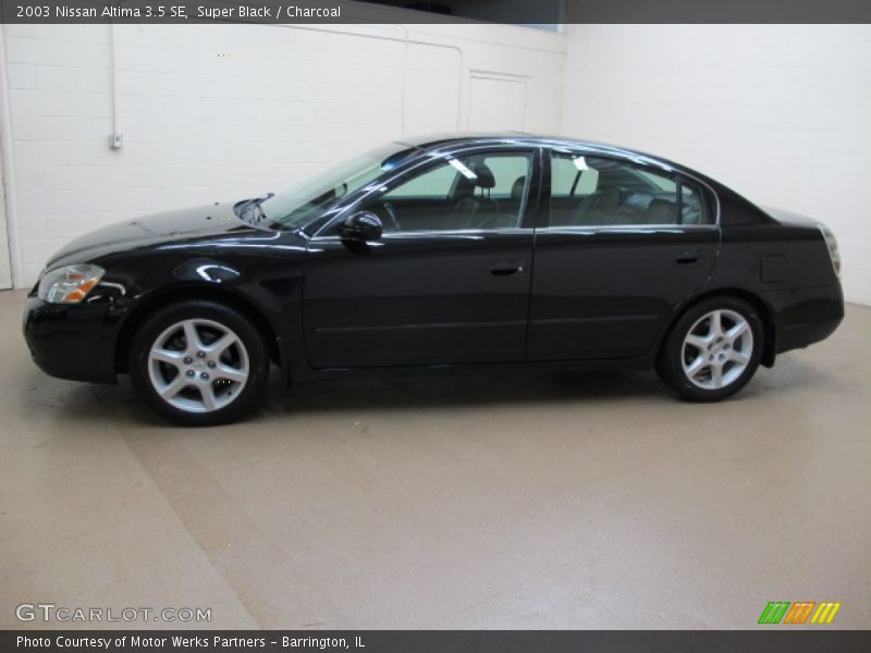 Super Black / Charcoal 2003 Nissan Altima 3.5 SE