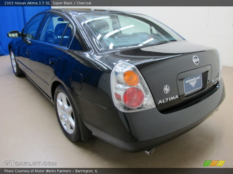Super Black / Charcoal 2003 Nissan Altima 3.5 SE