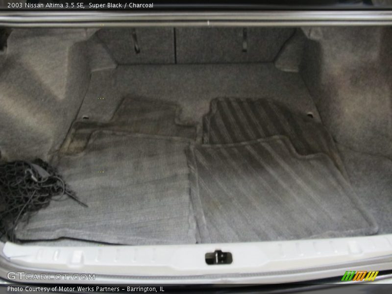 Super Black / Charcoal 2003 Nissan Altima 3.5 SE