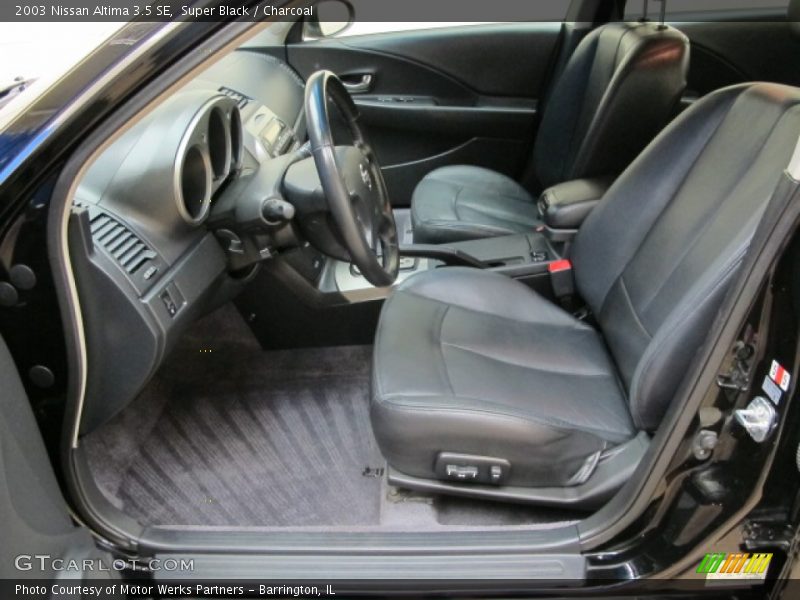 Super Black / Charcoal 2003 Nissan Altima 3.5 SE