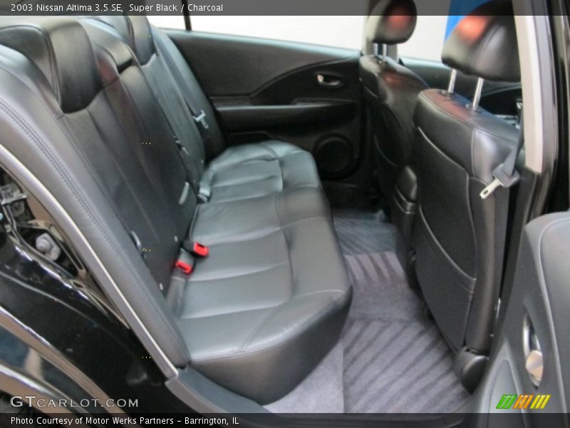 Super Black / Charcoal 2003 Nissan Altima 3.5 SE