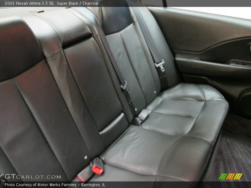 Super Black / Charcoal 2003 Nissan Altima 3.5 SE