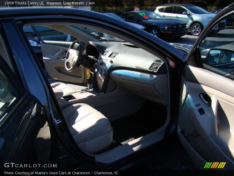 Magnetic Gray Metallic / Ash 2009 Toyota Camry LE