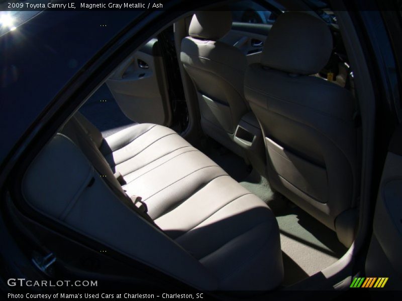 Magnetic Gray Metallic / Ash 2009 Toyota Camry LE
