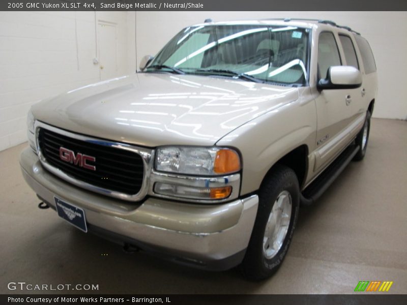 Sand Beige Metallic / Neutral/Shale 2005 GMC Yukon XL SLT 4x4