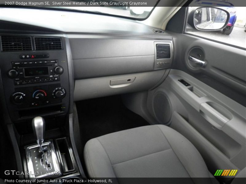 Silver Steel Metallic / Dark Slate Gray/Light Graystone 2007 Dodge Magnum SE