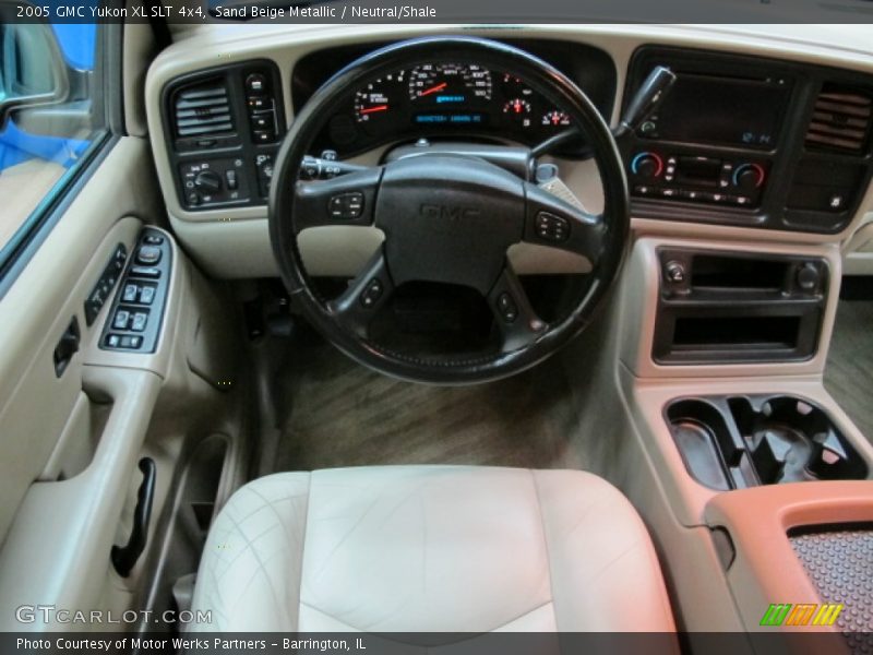 Sand Beige Metallic / Neutral/Shale 2005 GMC Yukon XL SLT 4x4