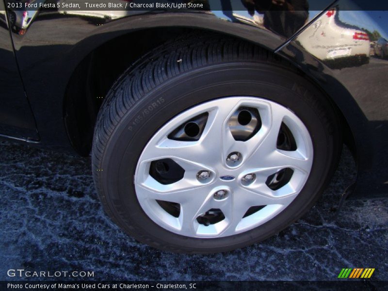 Tuxedo Black / Charcoal Black/Light Stone 2013 Ford Fiesta S Sedan