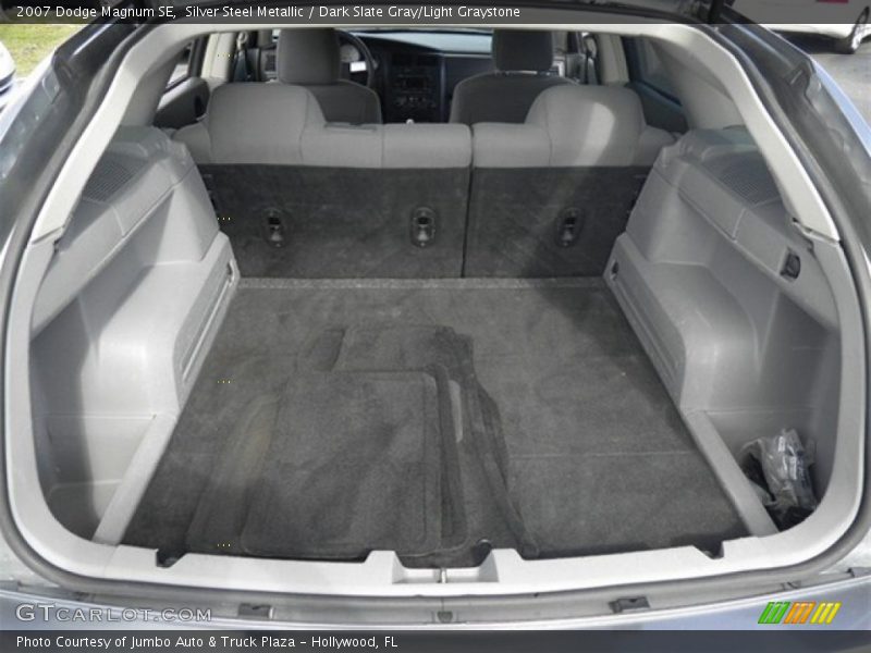 Silver Steel Metallic / Dark Slate Gray/Light Graystone 2007 Dodge Magnum SE