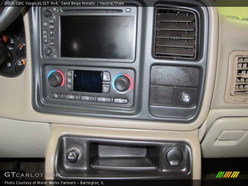 Sand Beige Metallic / Neutral/Shale 2005 GMC Yukon XL SLT 4x4
