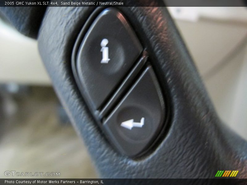 Sand Beige Metallic / Neutral/Shale 2005 GMC Yukon XL SLT 4x4
