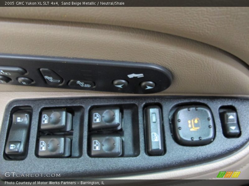 Sand Beige Metallic / Neutral/Shale 2005 GMC Yukon XL SLT 4x4